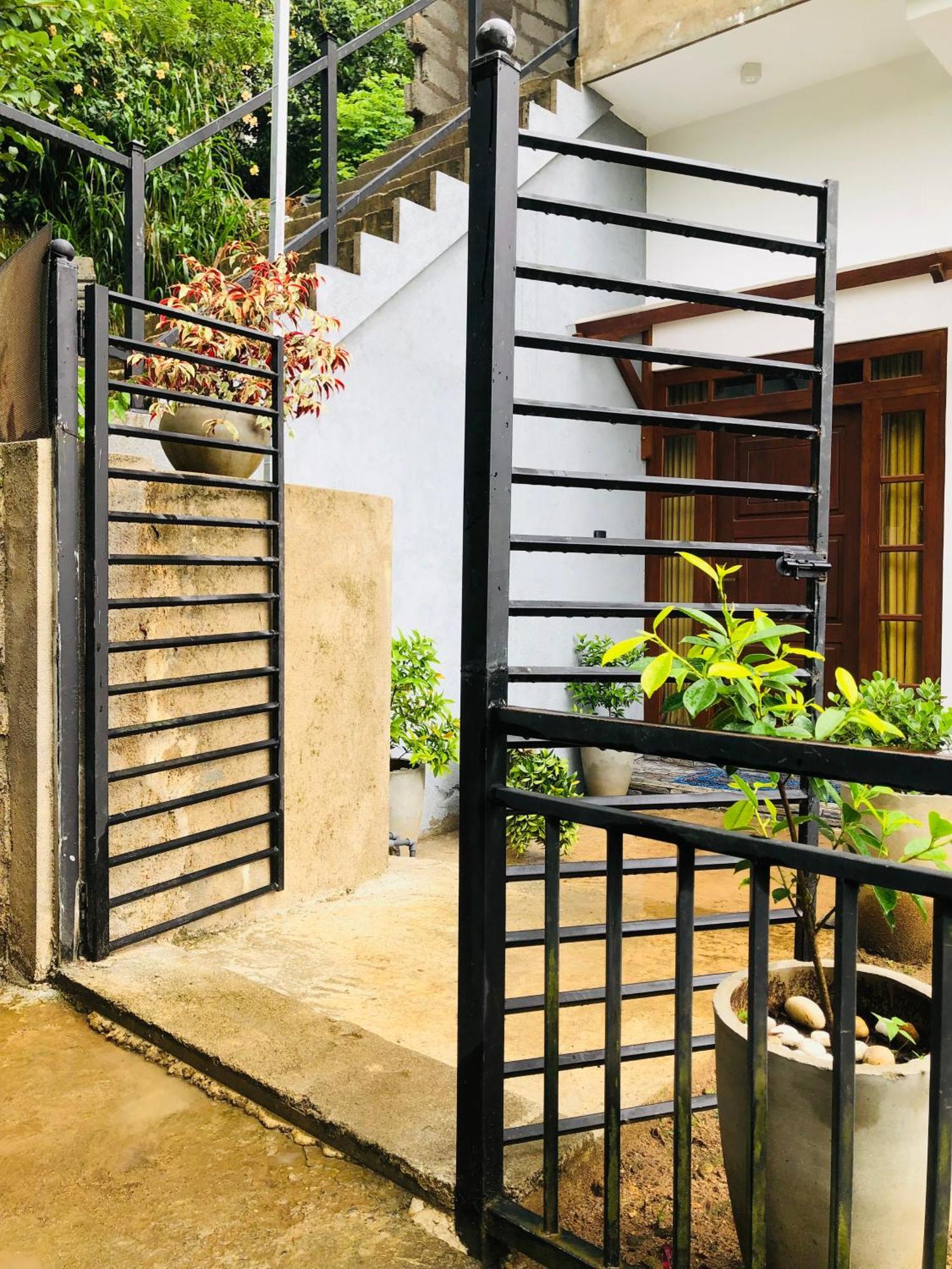 The Ten Stay Kandy Dış mekan fotoğraf